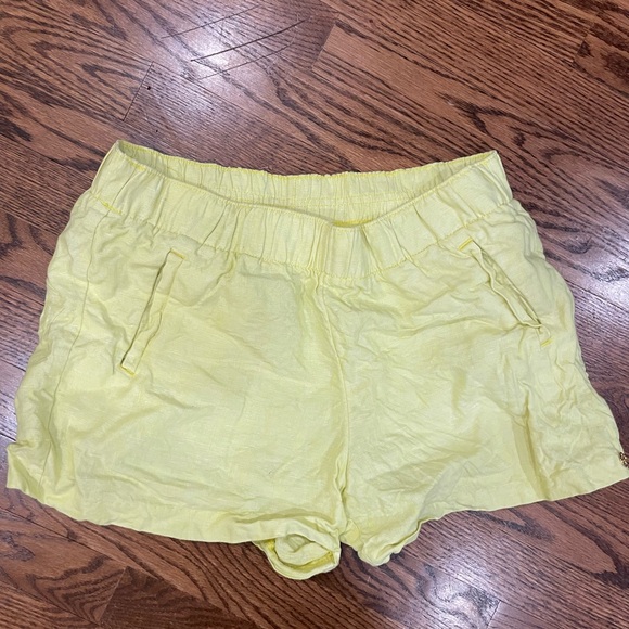 Lilly Pulitzer 4" Lilo Linen Short - Lillys Lemon X Resort White - Picture 4 of 4